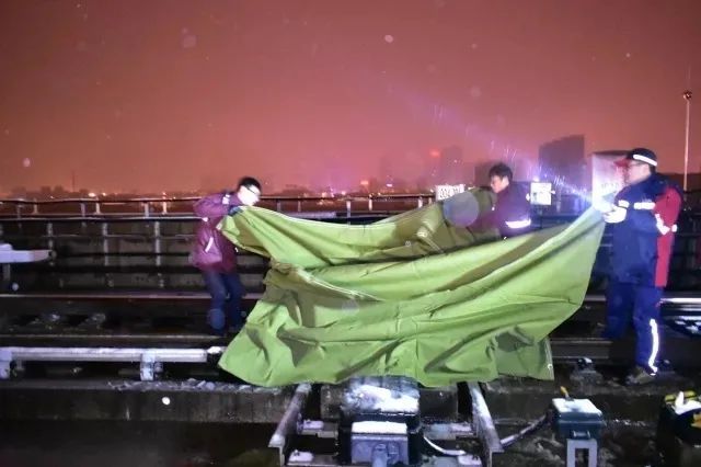 寒冬行动丨极寒也不怕！各式扫雪除冰装备已就绪(图4)