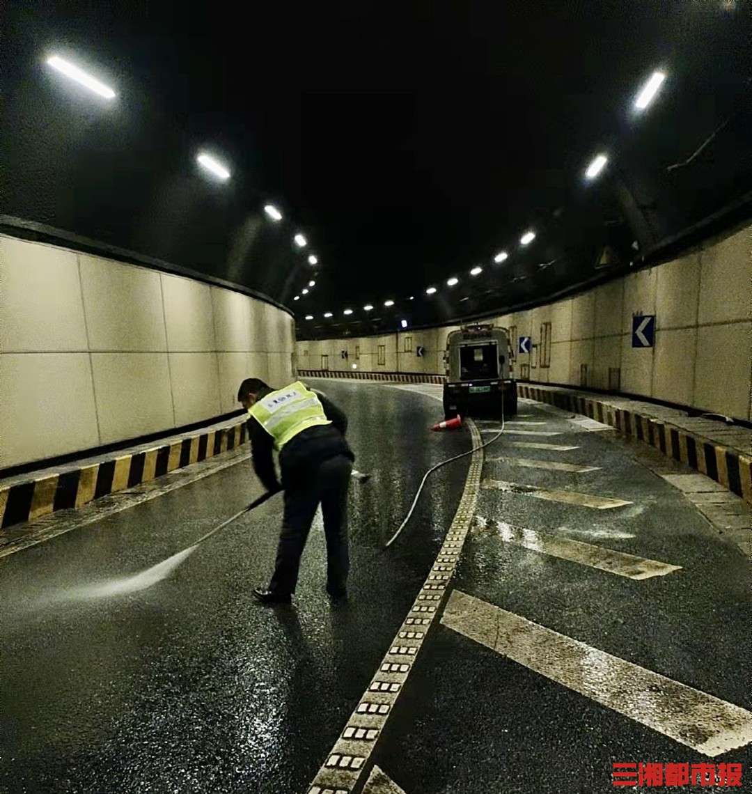 应对雪情！长沙岳麓区3200人19台设备已待命(图2)