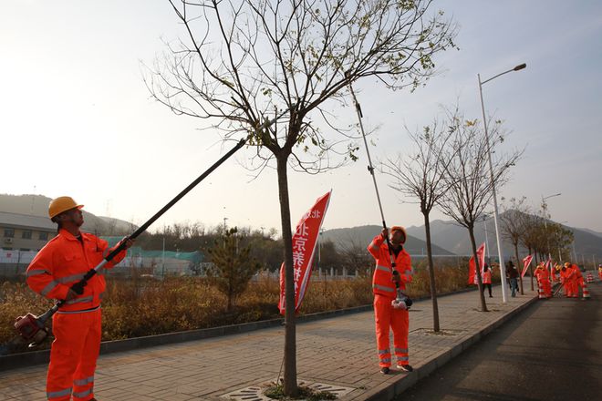 响应2024年冬季“少用、不用融雪剂”号召门头沟公路分局开展铲冰除雪演练(图5)