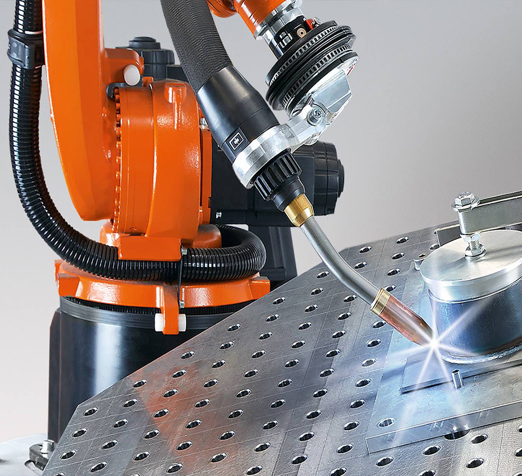 新疆扫雪车新疆柴油扫地车(图1)