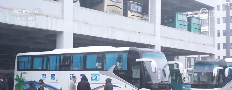 各地各部门多措并举保障旅客畅通春运回家路(图5)